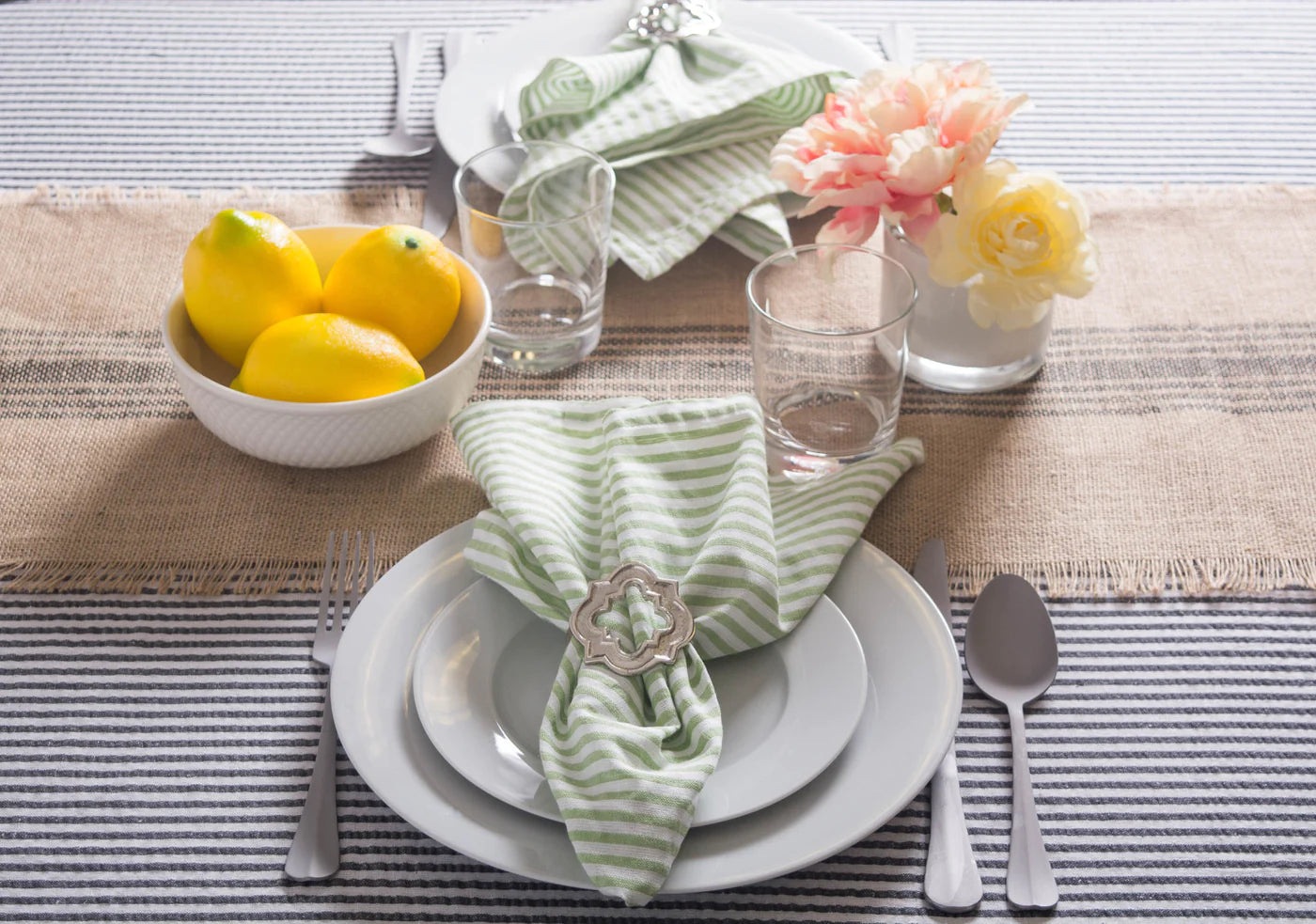 Mineral Seersucker Tablecloth 70 Round