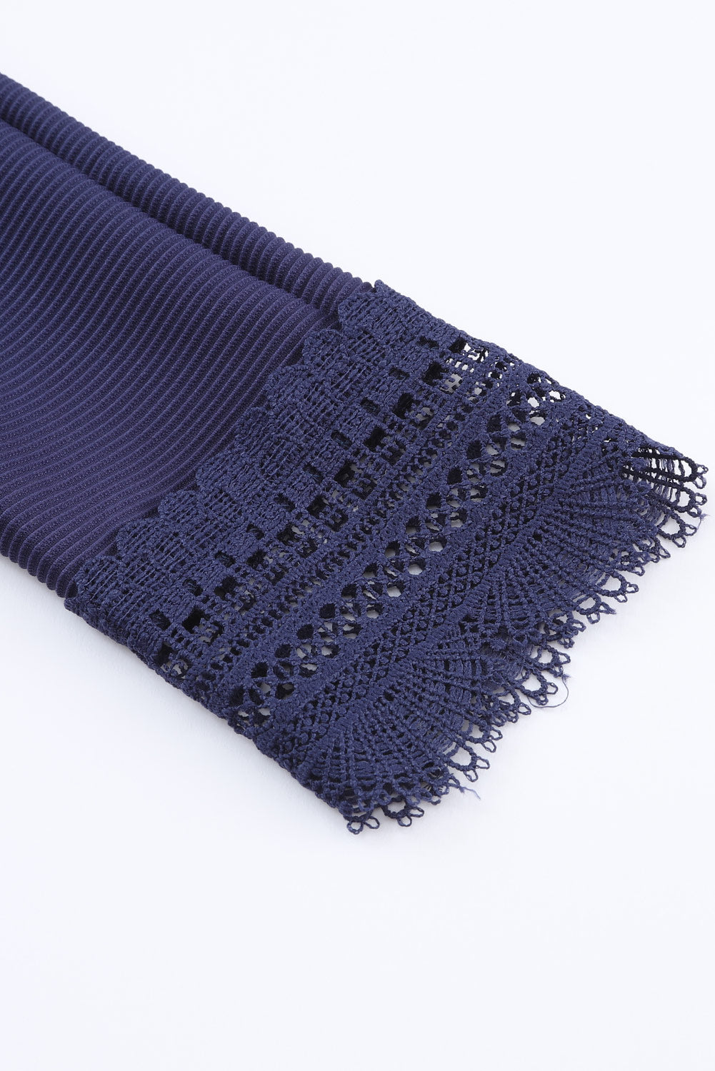 e0cdcb2b-7aae-4eb8-86ea-e931a560efa2-Max