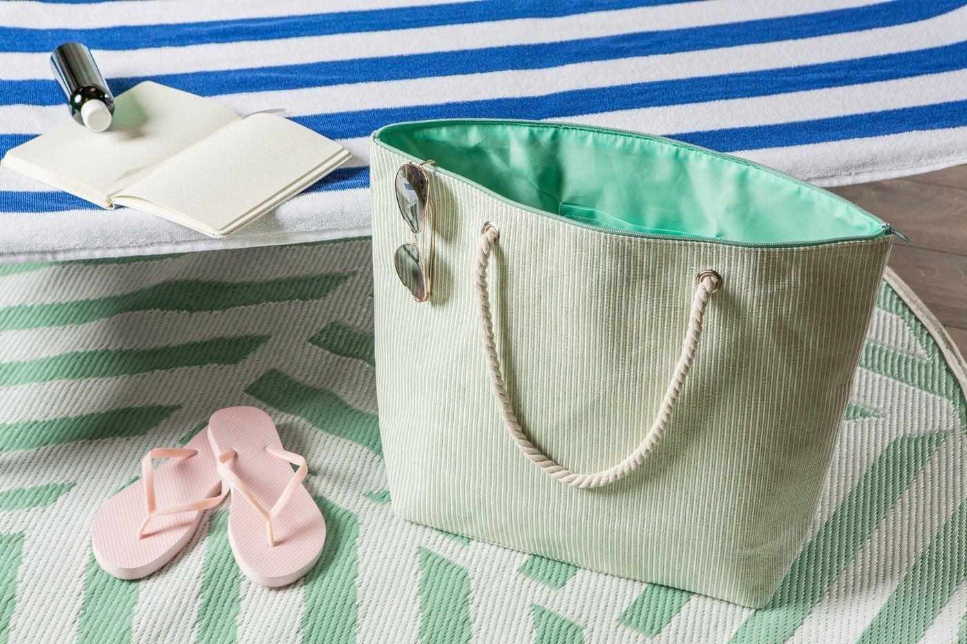 Green Stripe Shimmer Beach Bag