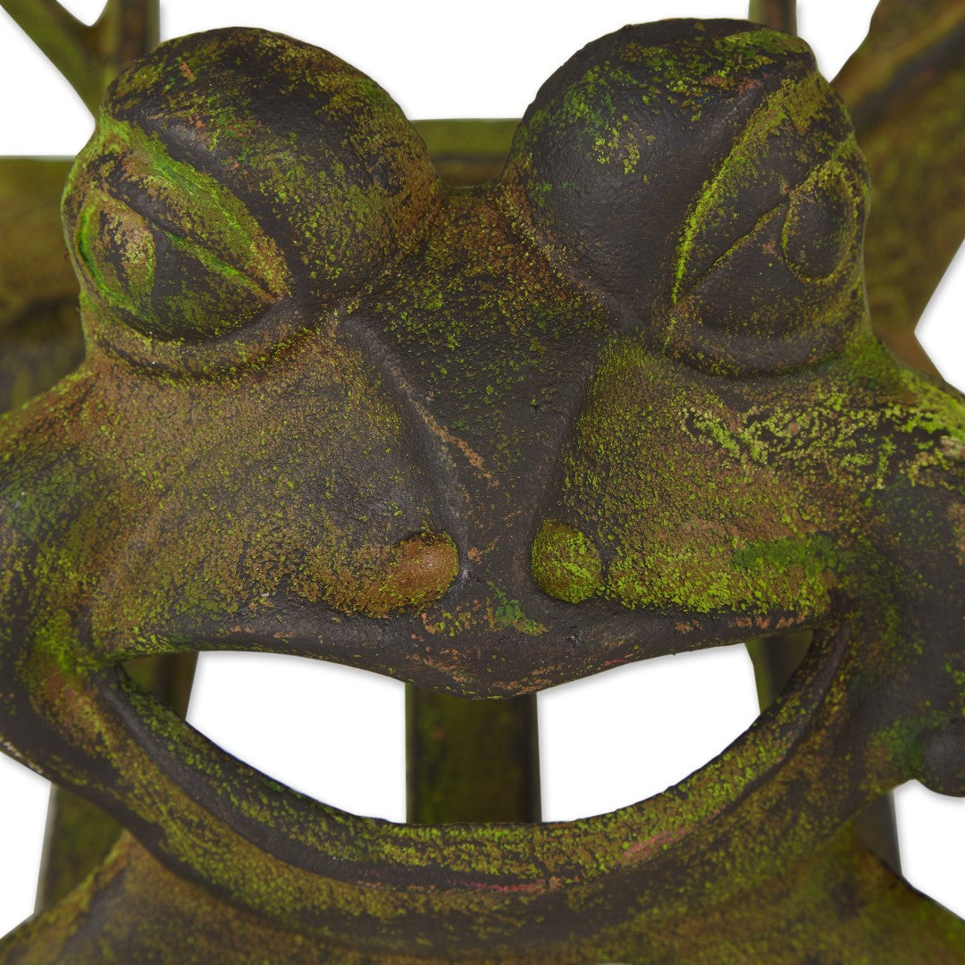 Frolicking Frog Hose Organizer