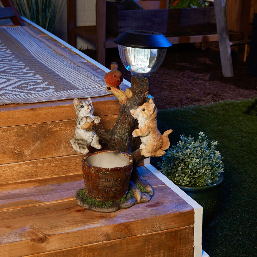 Climbing Cats Solar Light
