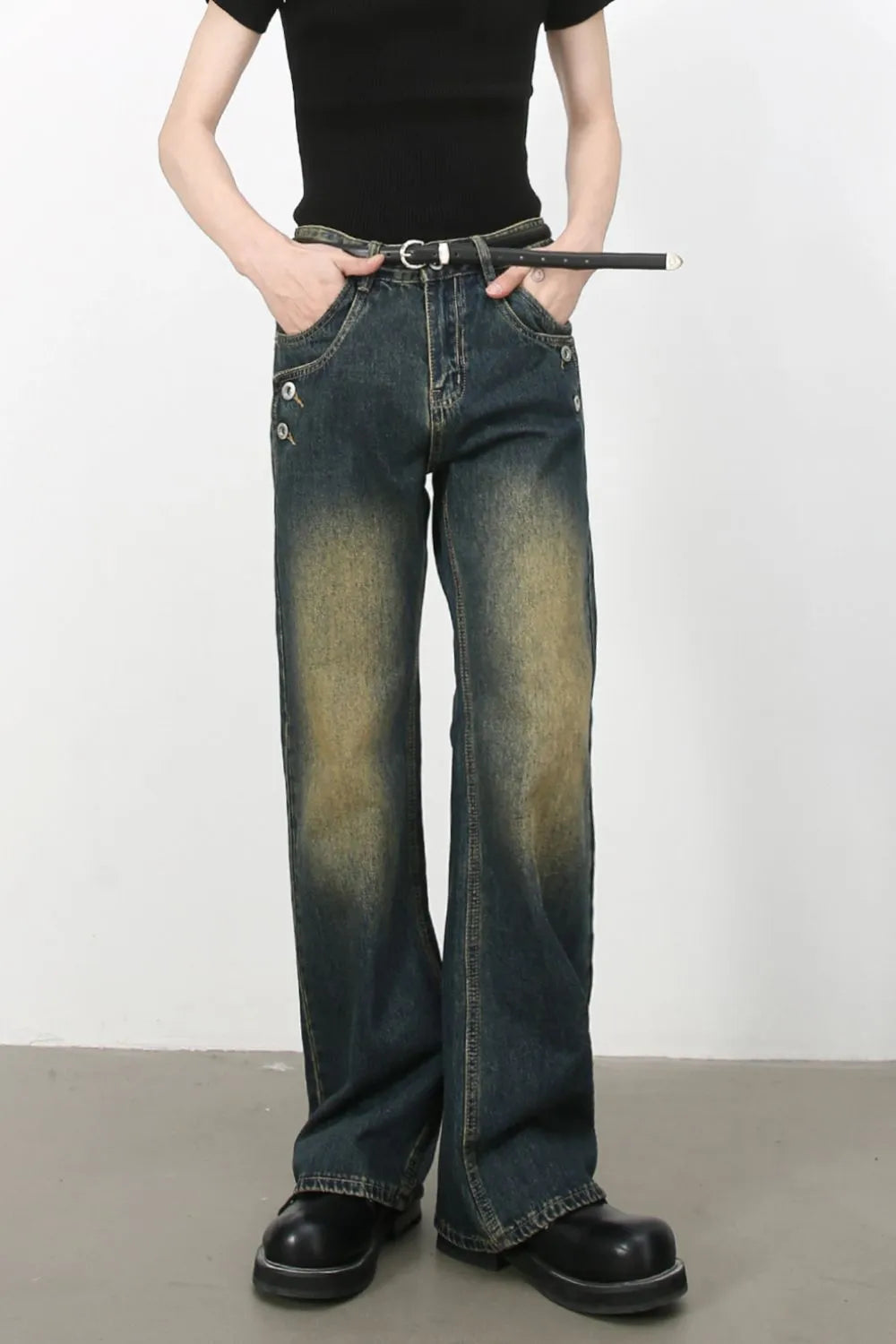 2041b4ef-d29e-4874-8c28-a77e9520ca66-Max