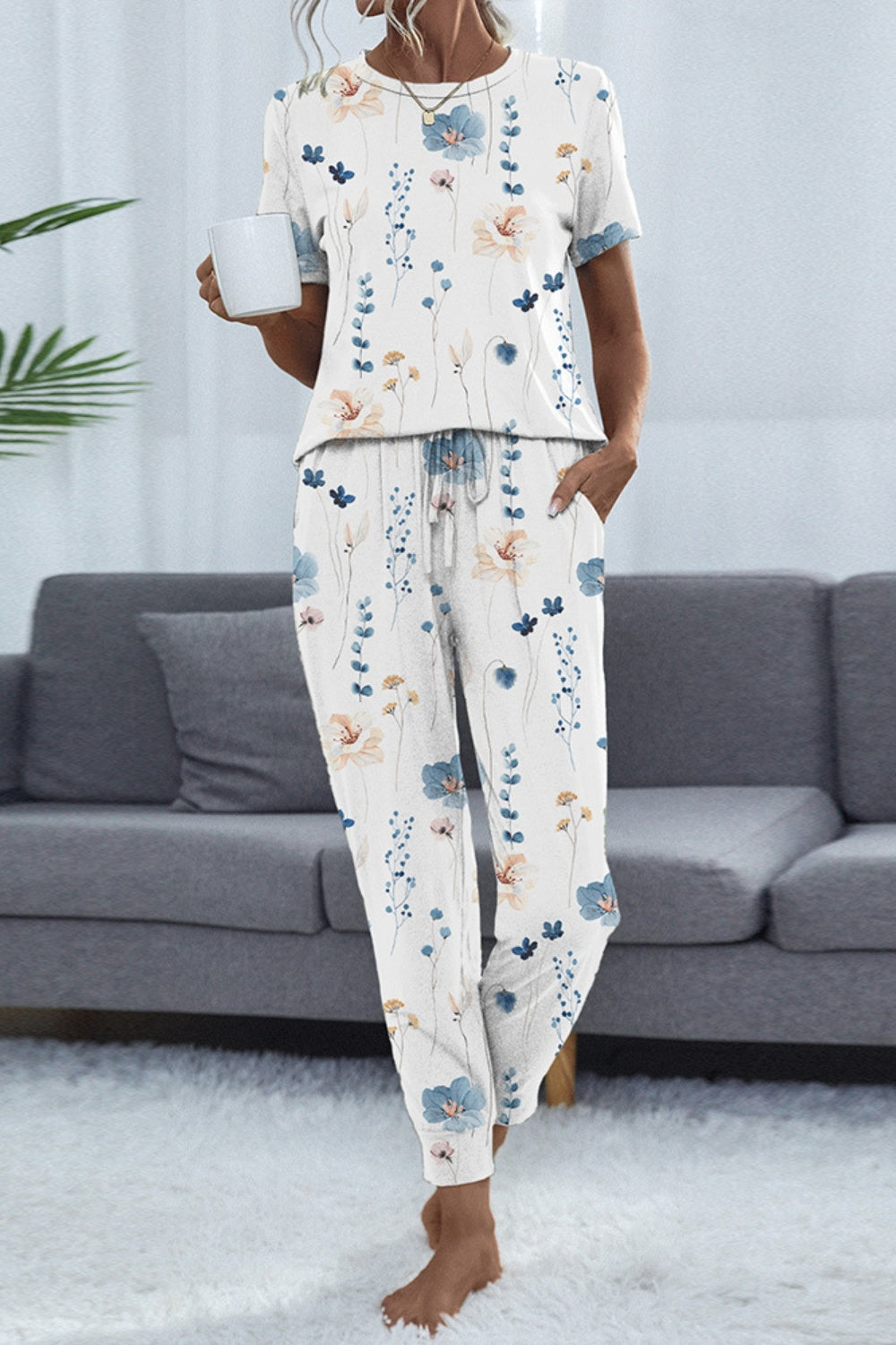 Shiny Printed Round Neck Top and Pants Set