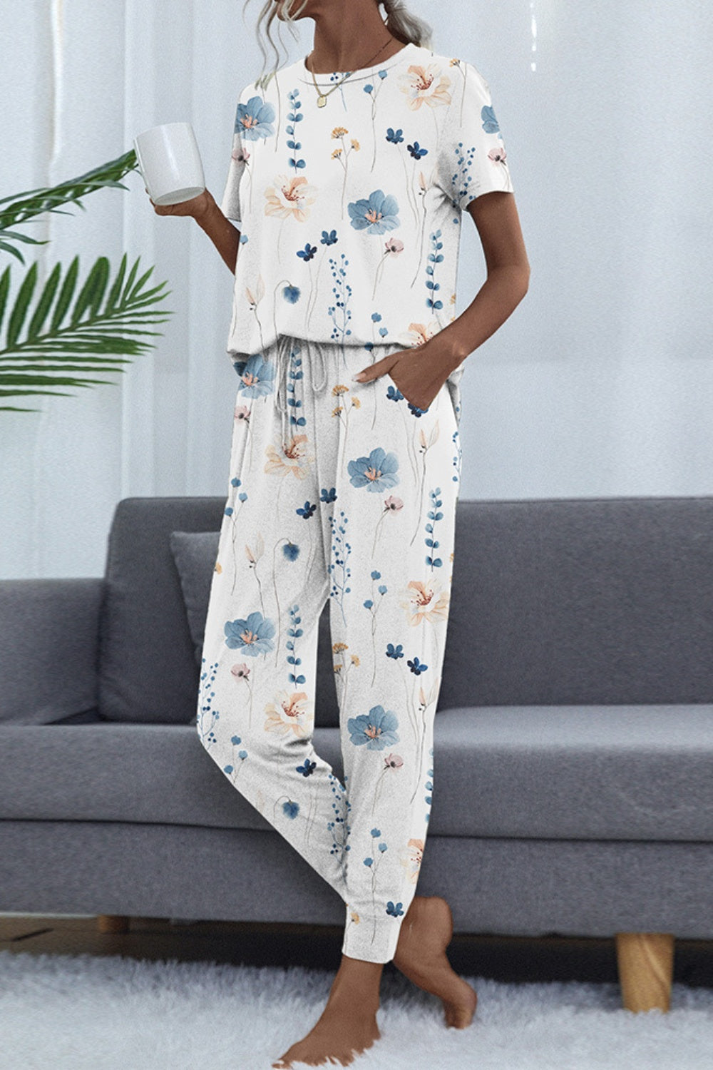 Shiny Printed Round Neck Top and Pants Set