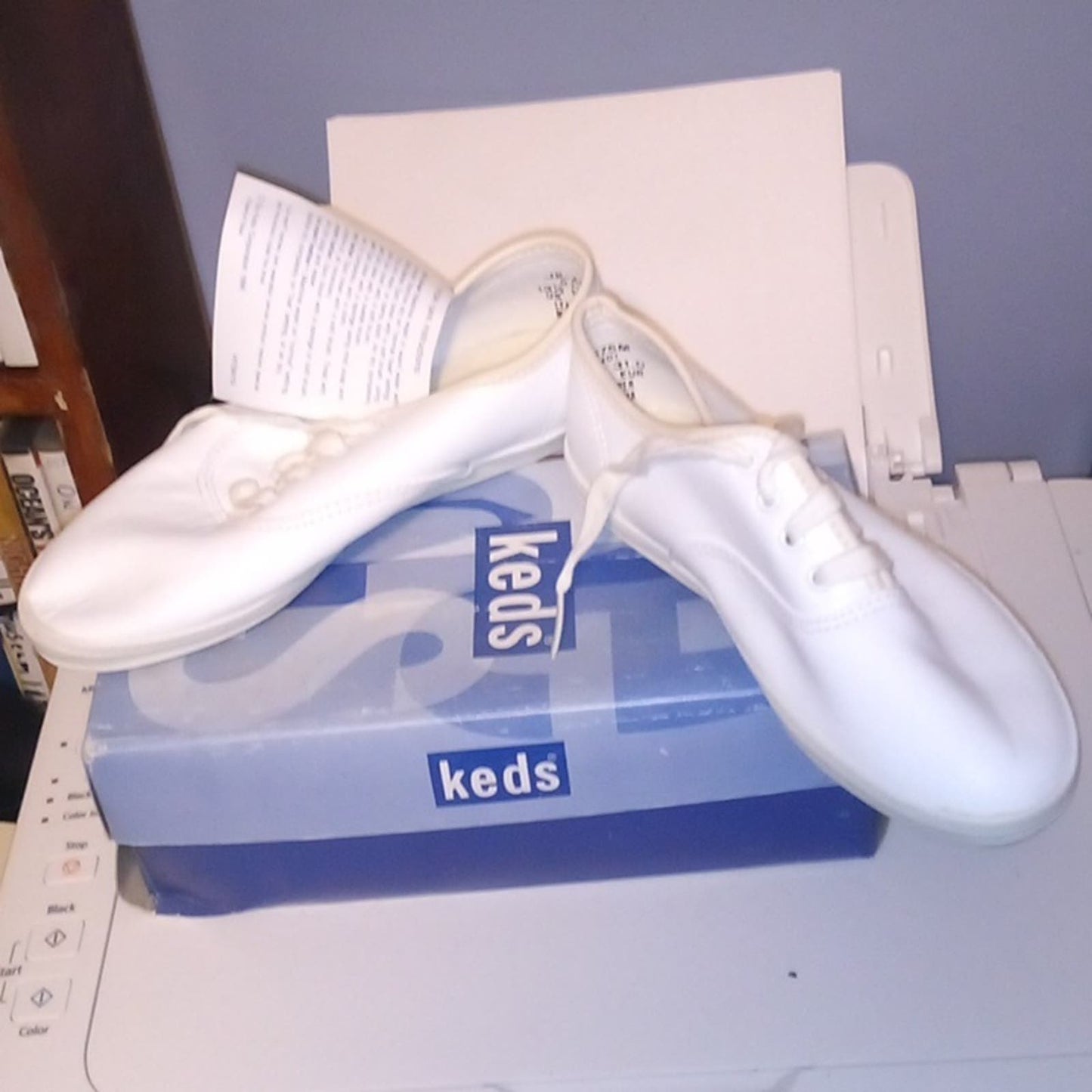 NWT - Keds Girls' Champion White Leather Sneakers Youth