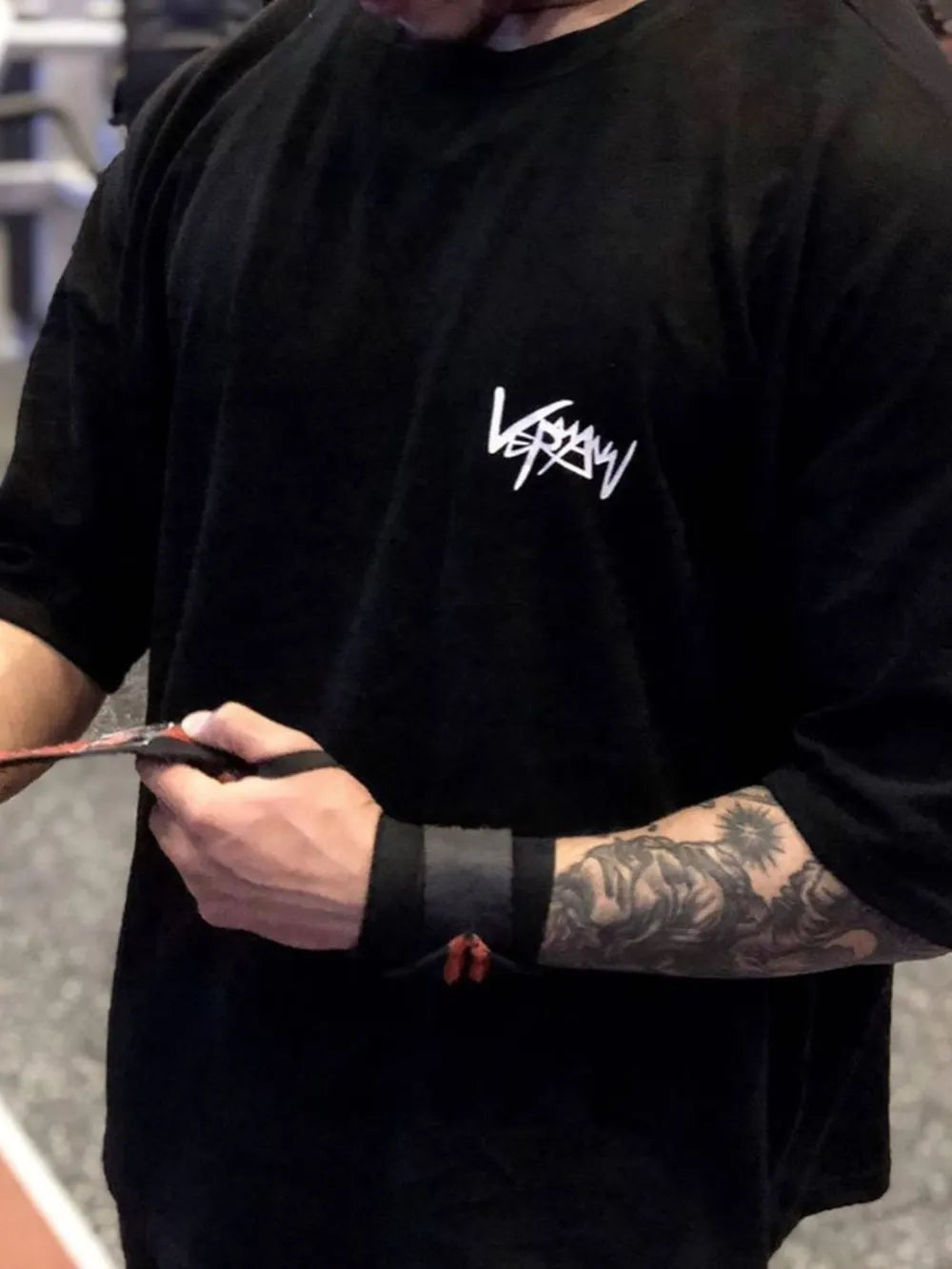 64e6bbee-ef45-4606-a165-34d7228e37de-Max