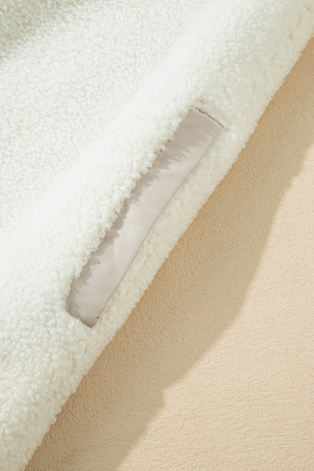 77f39e03e3b747e2987d57935a492624-Max