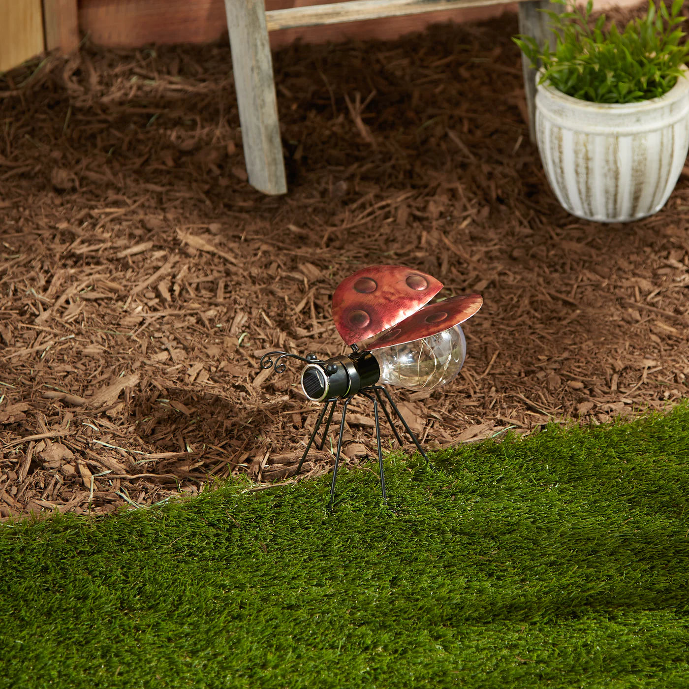 Ladybug Solar Glow Bug 