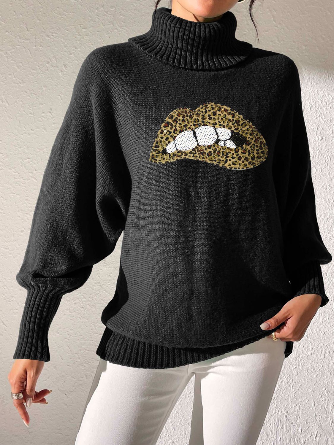 Lip Turtleneck Long Sleeve Sweater