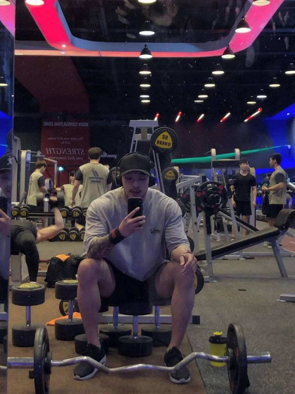 c989792a-bc97-4de0-83a6-cb6f5ecc5359-Max