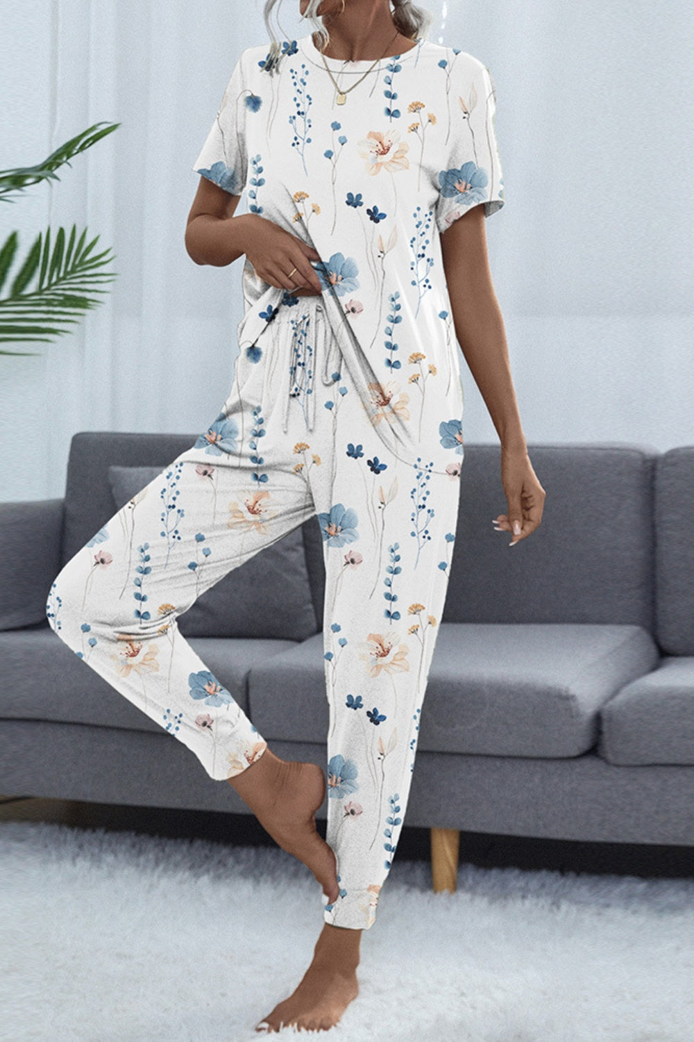 Shiny Printed Round Neck Top and Pants Set