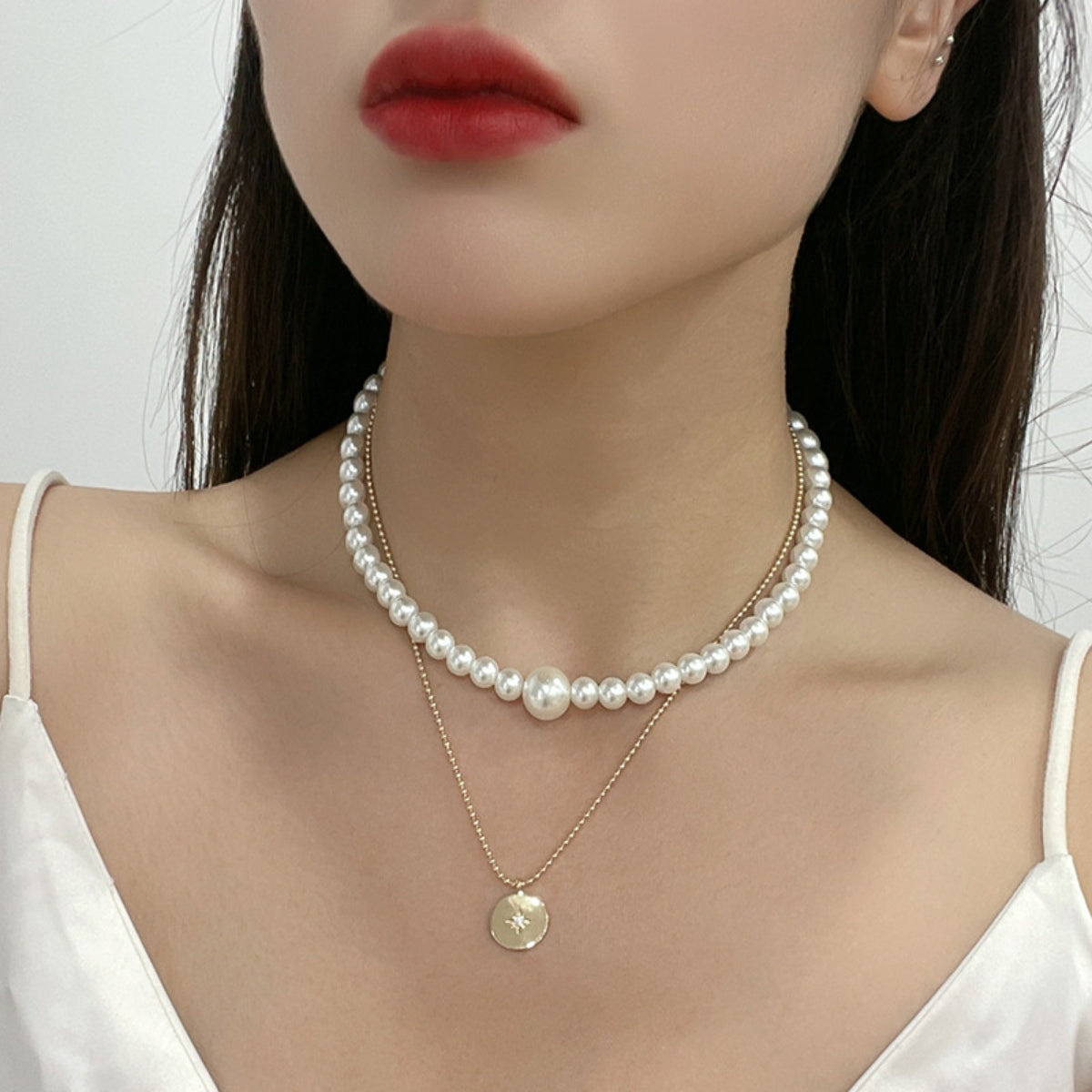 Gold-Plated Glass Pearl Necklace