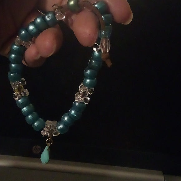 Handmade Teal Tear Drop & Beads on Leather Bracelet