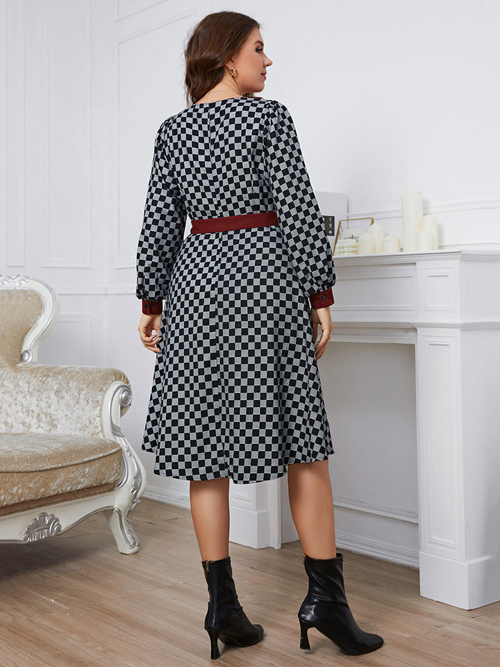 Plus Size Plaid V-Neck Long Sleeve Dress