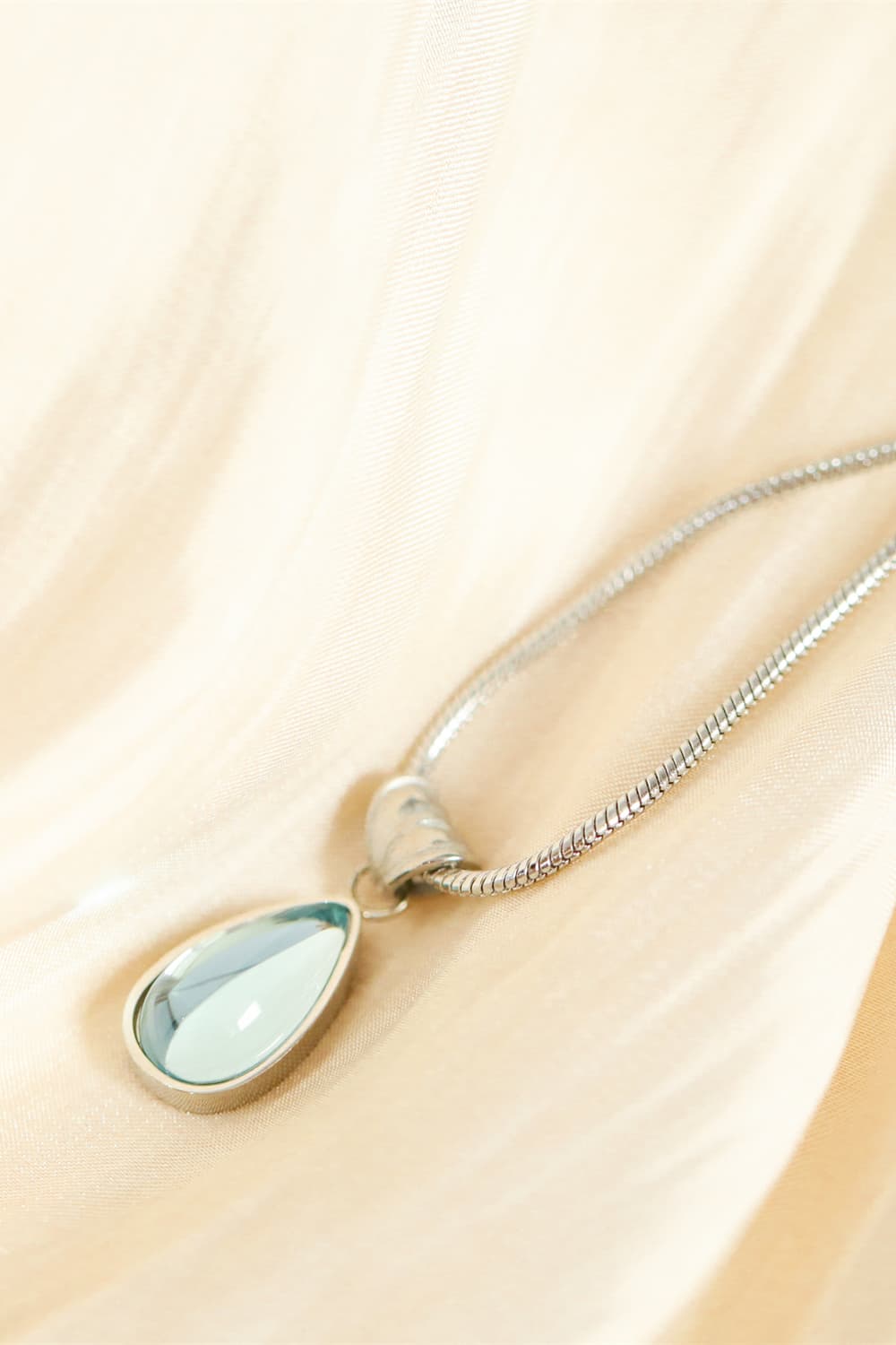 Teardrop Shape Titanium Steel Pendant Necklace