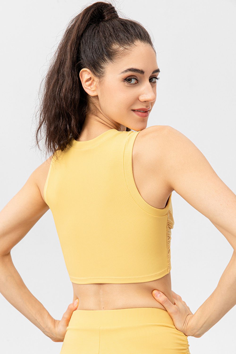 Twisted Front Round Neck Cropped Yoga Tank