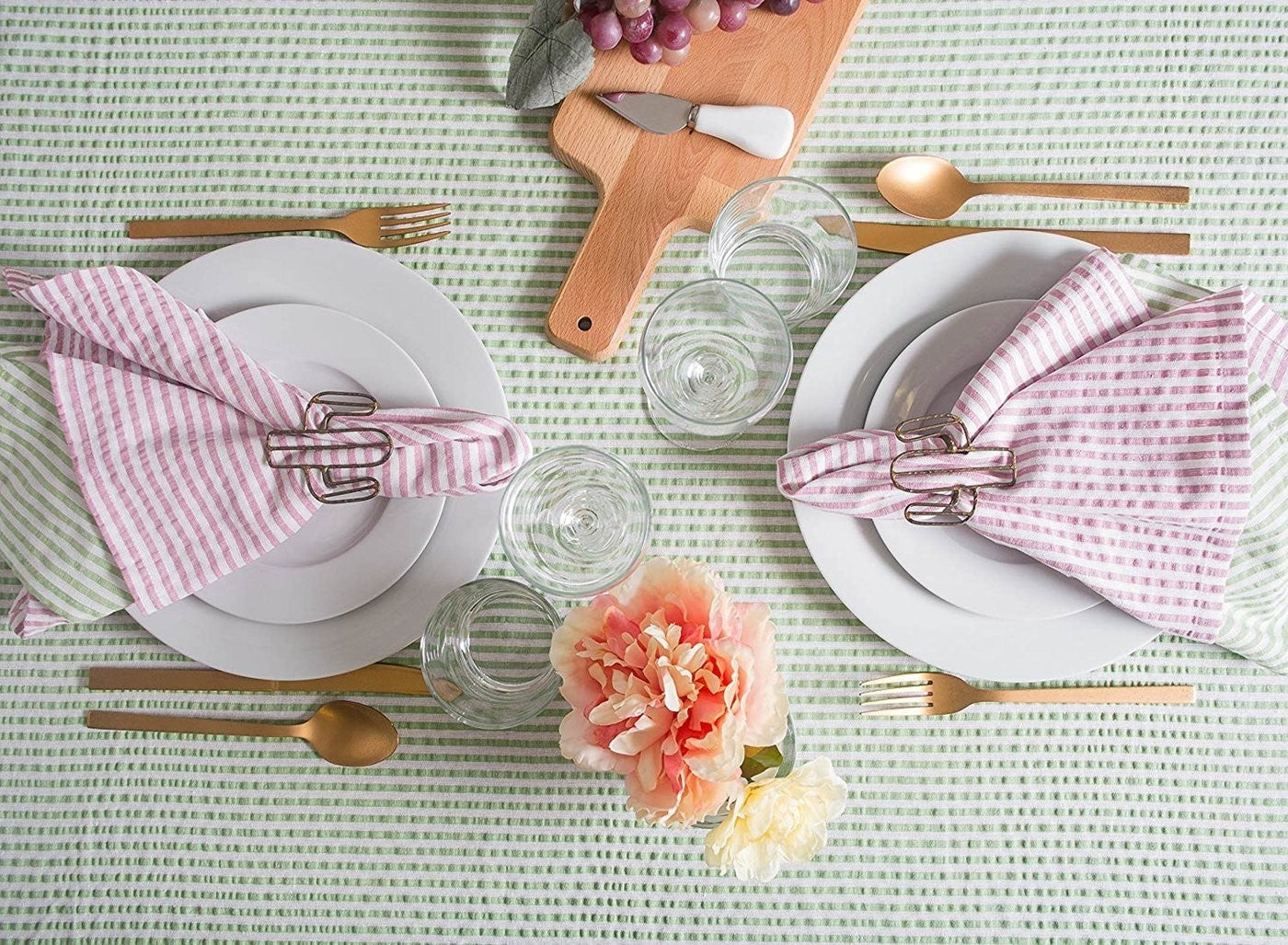 Bright Green Seersucker Tablecloth 60X104 
