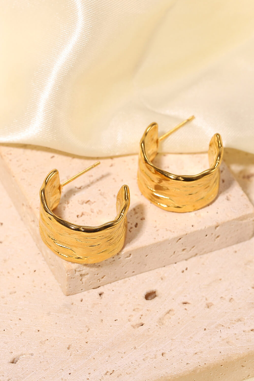 18K Gold-Plated Hammered C-Hoop Earrings