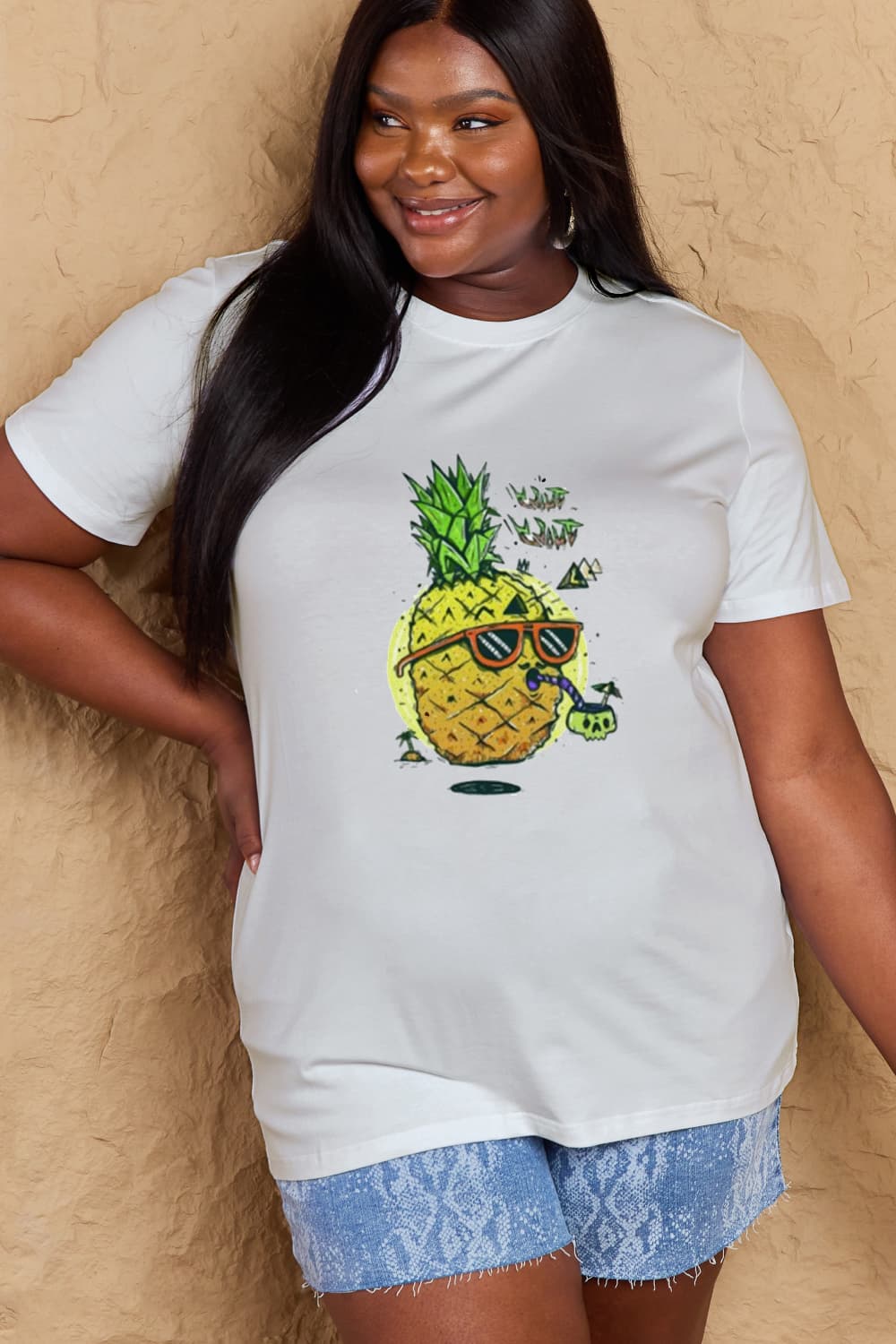 Simply Love Full Size Pineapple Graphic Cotton T-Shirt