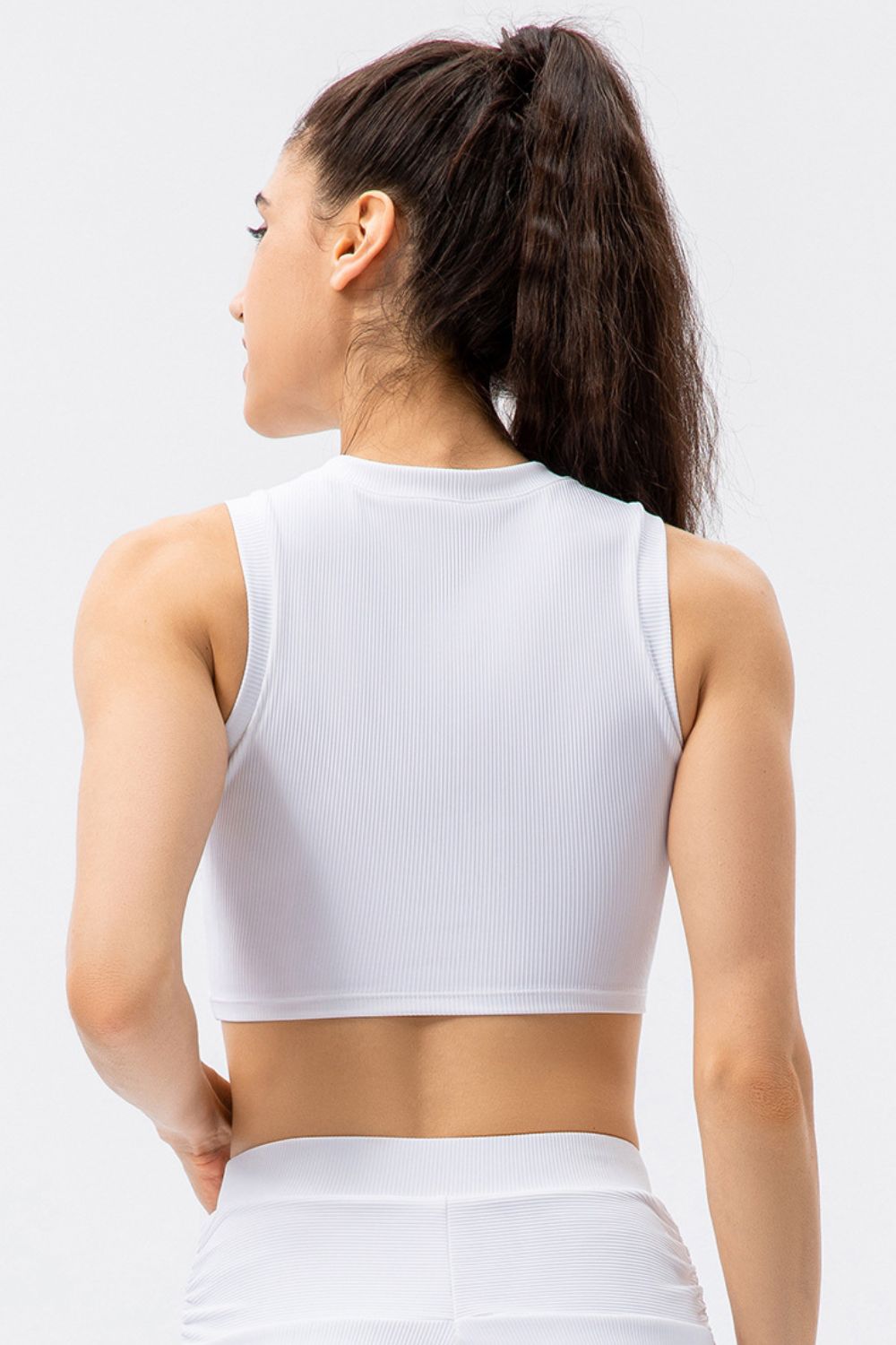 Twisted Front Round Neck Cropped Yoga Tank