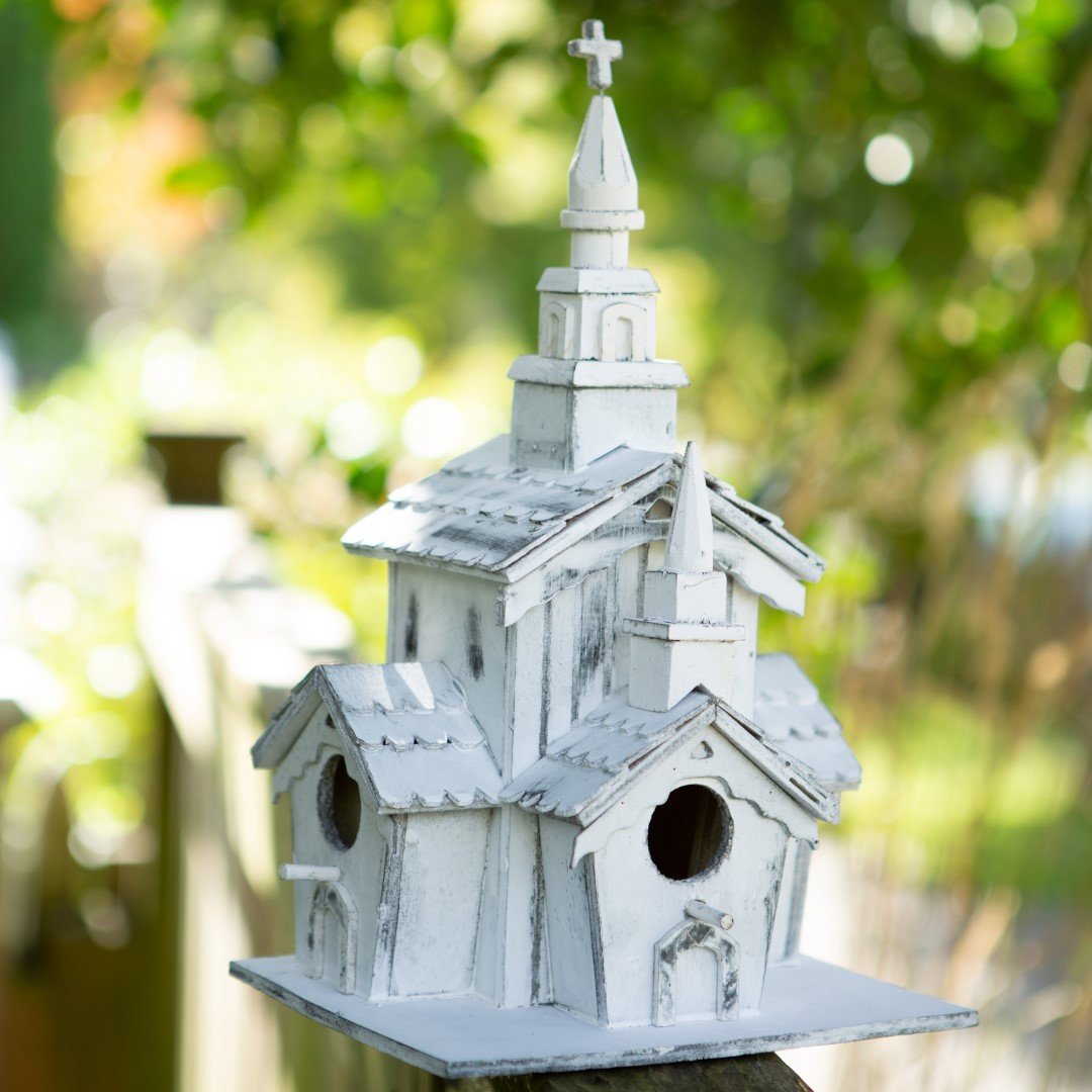 Little White Chapel Birdhouse 