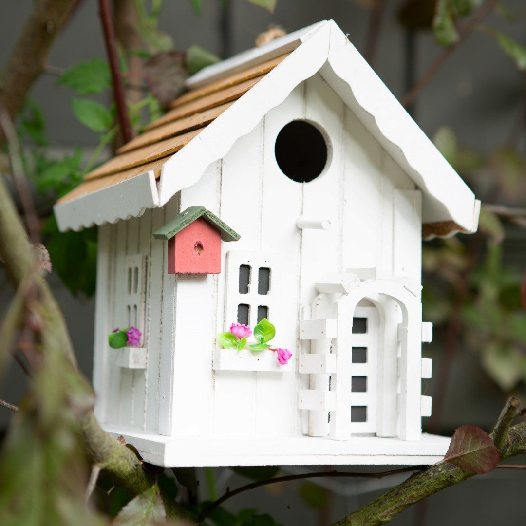 Happy Home Birdhouse 