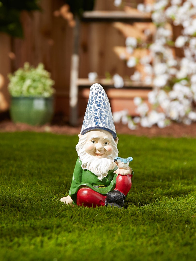 Cheery Gnome Solar Statue 