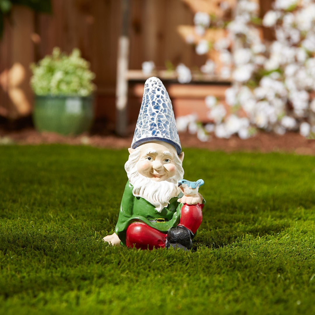 Cheery Gnome Solar Statue 