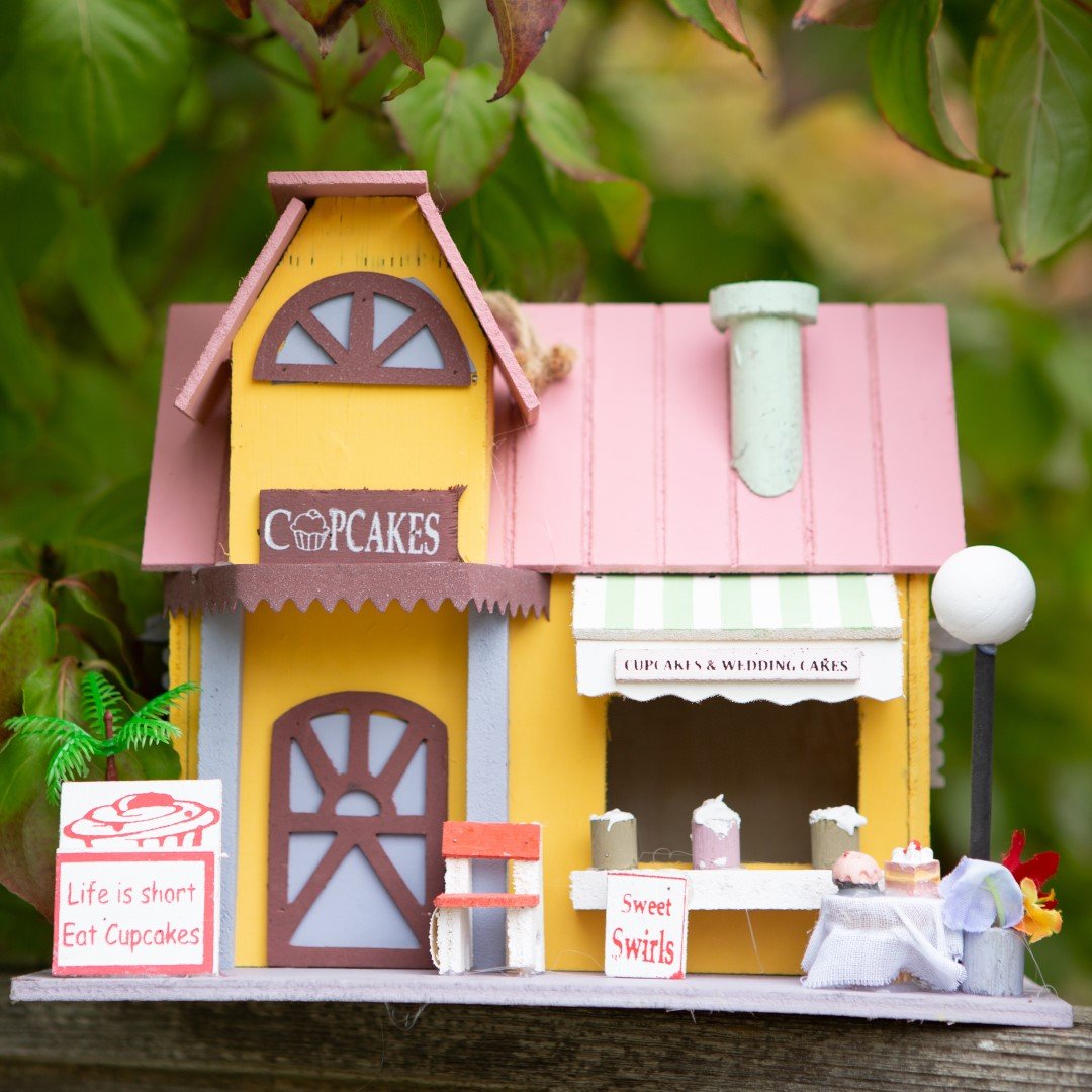 Cupcake Bakery Birdhouse 