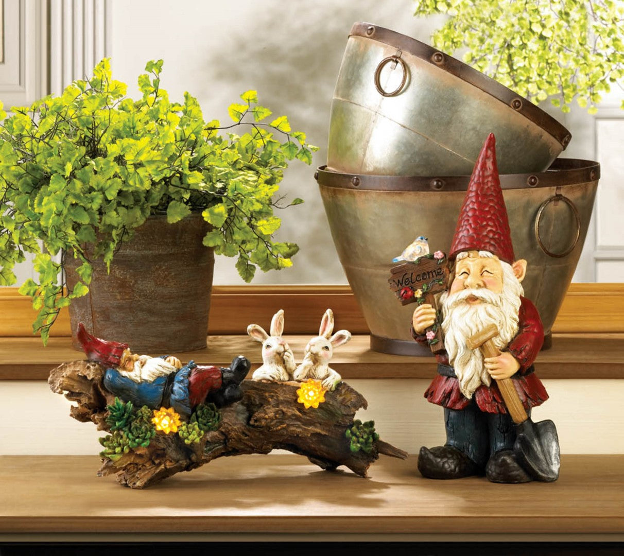 Welcome Gnome Solar Garden Decoration 