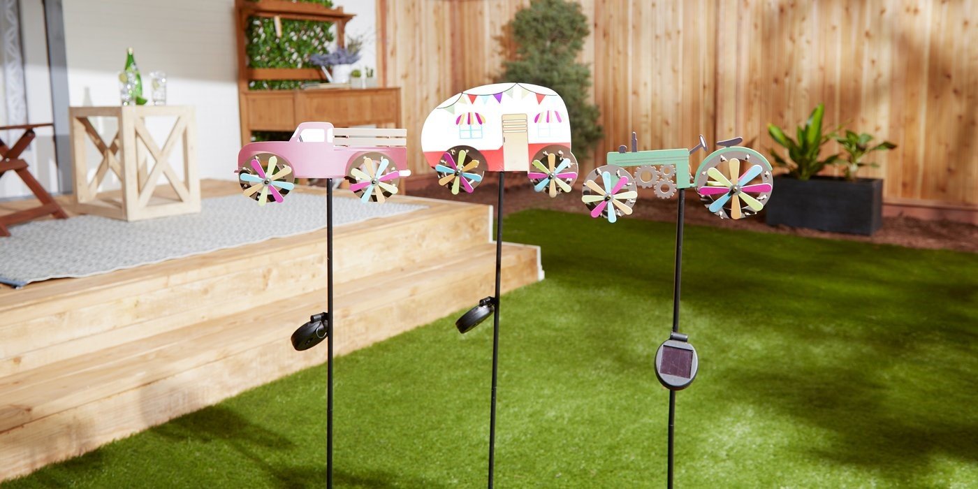 Tractor Solar Stake 