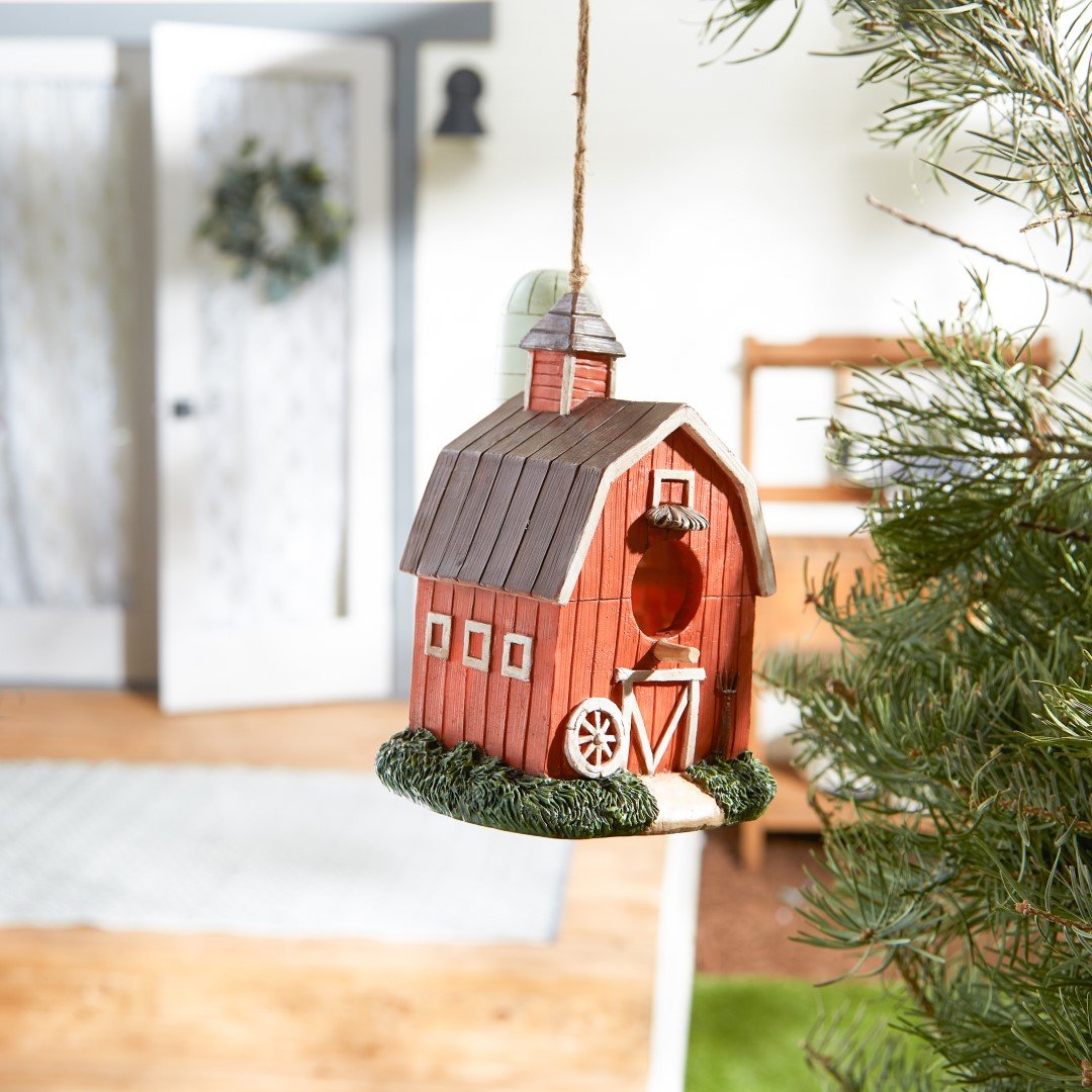 Barn Birdhouse 