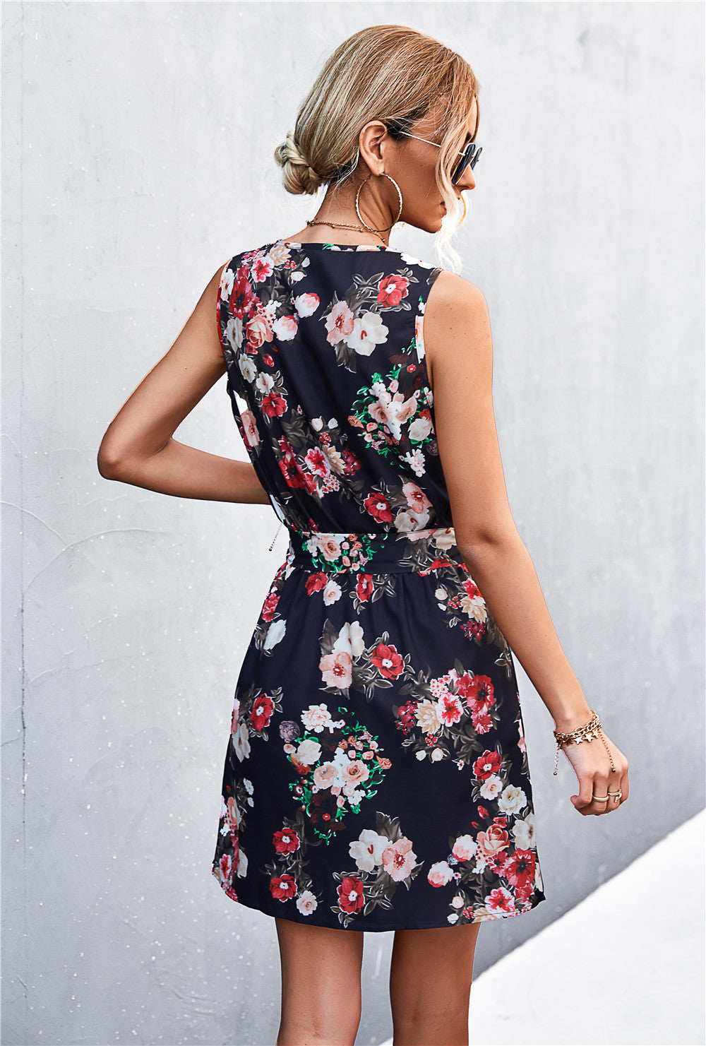 Printed Zip Detail Belted Sleeveless Dress