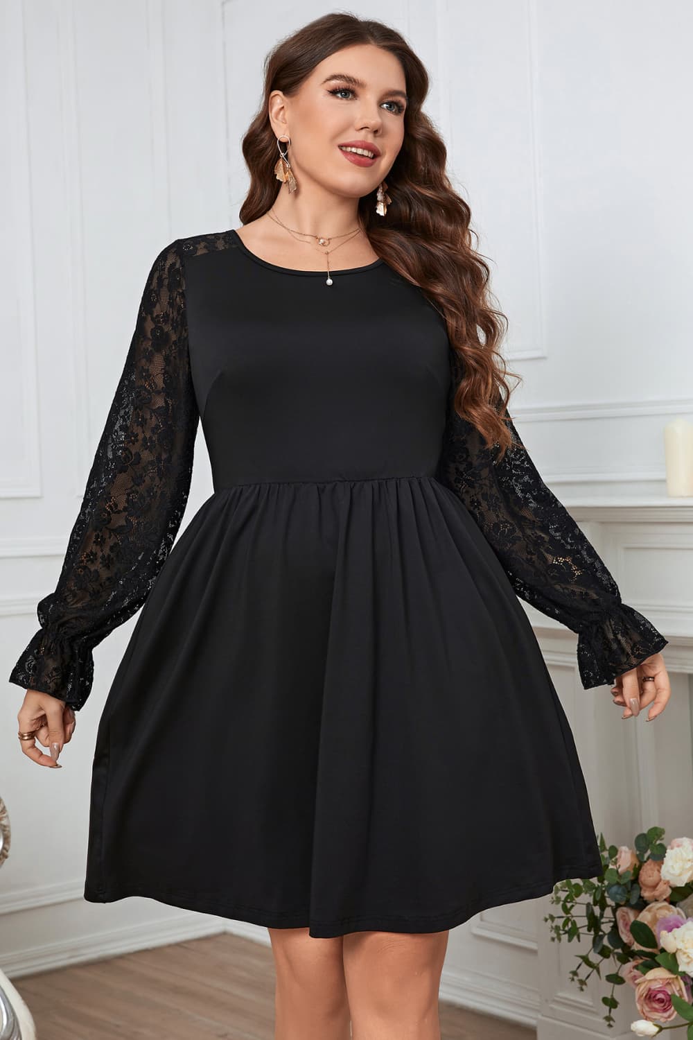 Plus Size Lace Trim Round Neck Flounce Sleeve Dress