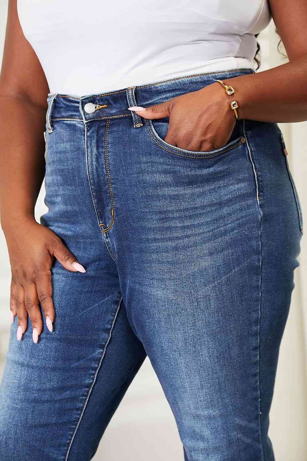 Judy Blue Full Size High Waist Contrast Wash Thermal Straight Jeans