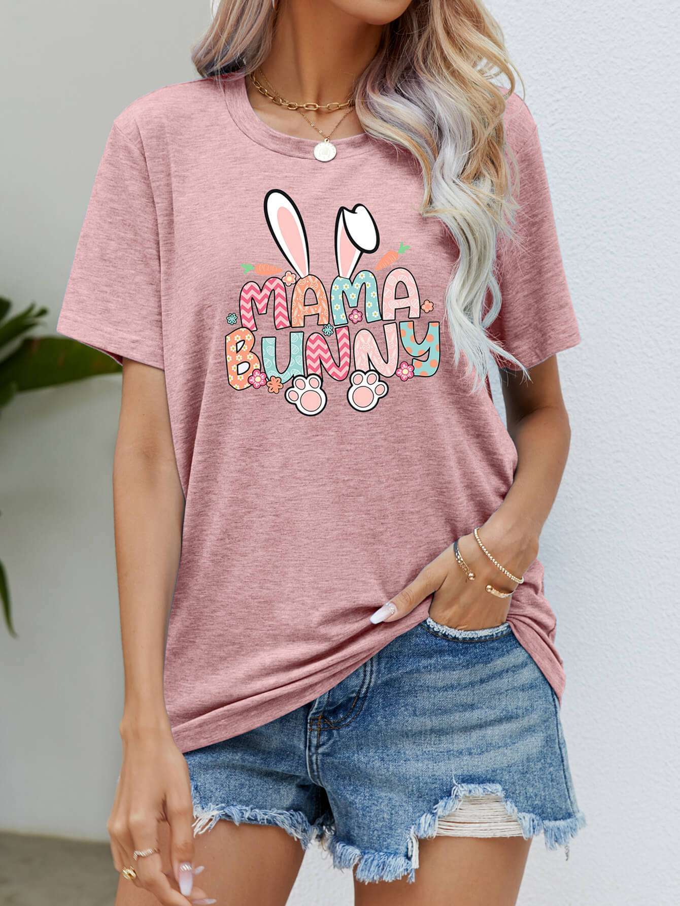 MAMA BUNNY Easter Graphic Short Sleeve Tee