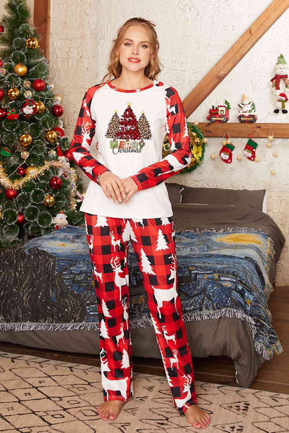 MERRY CHRISTMAS Graphic Top and Pants Set