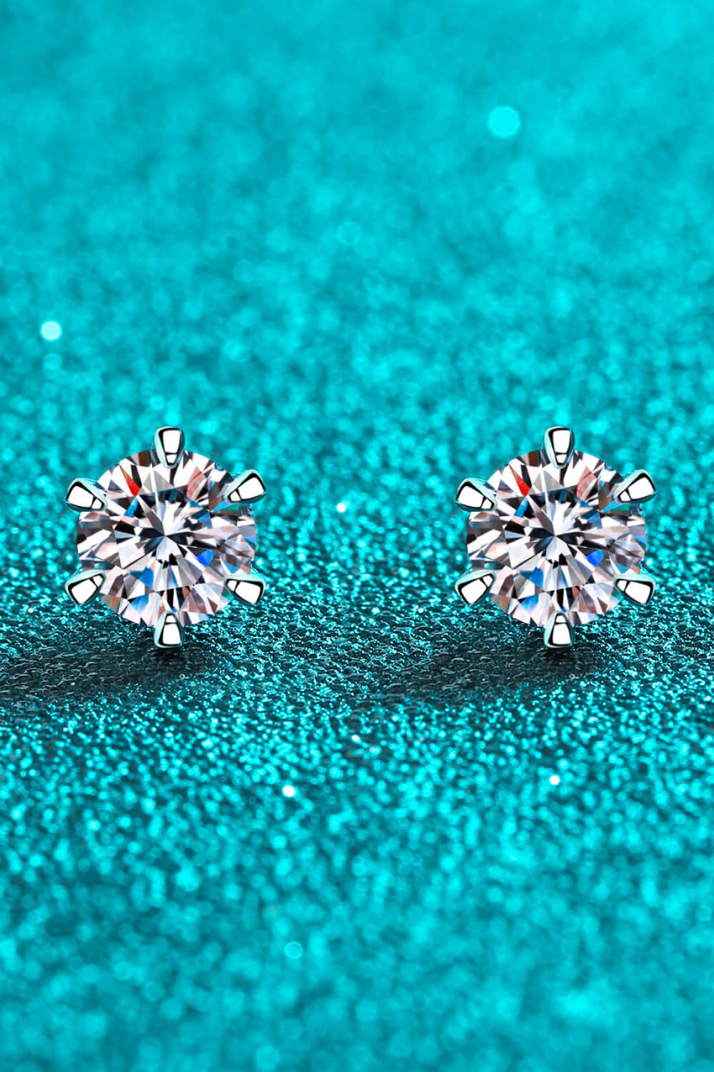 2 Carat Inlaid Moissanite Stud Earrings