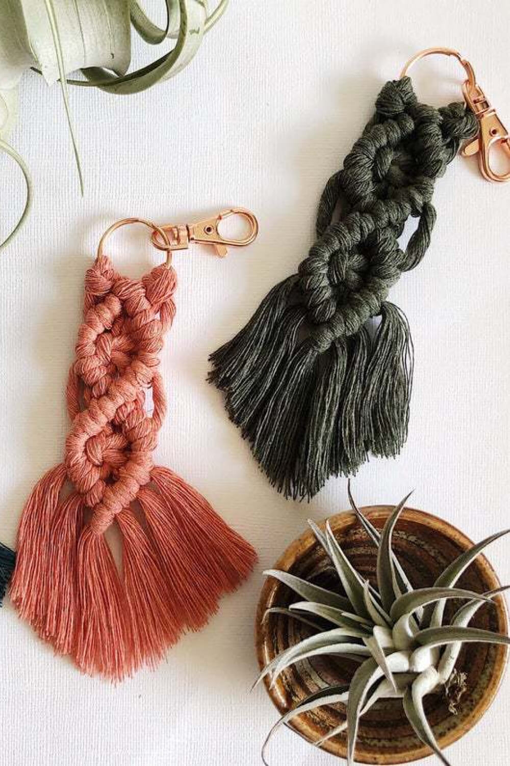 Assorted 4-Pack Macrame Fringe Keychain