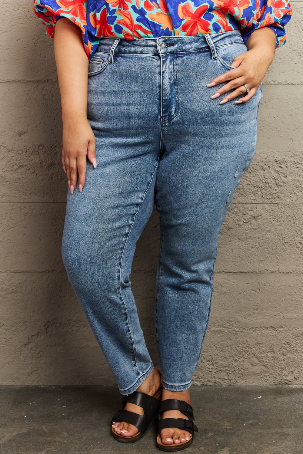 Judy Blue Kayla Full Size High Waist Distressed Slim Jeans