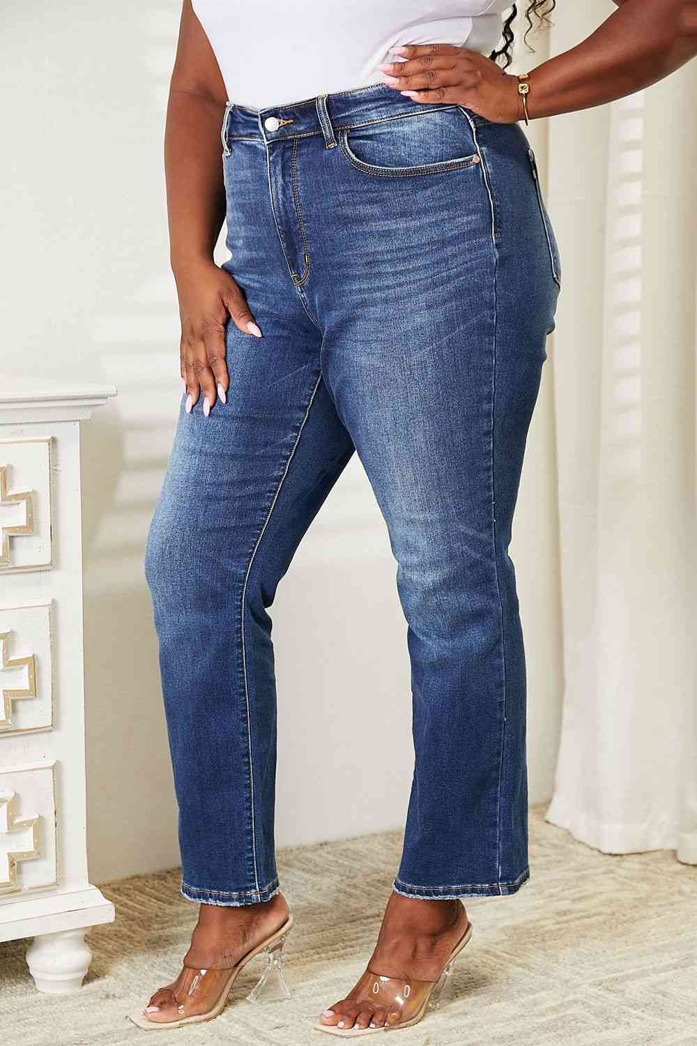 Judy Blue Full Size High Waist Contrast Wash Thermal Straight Jeans