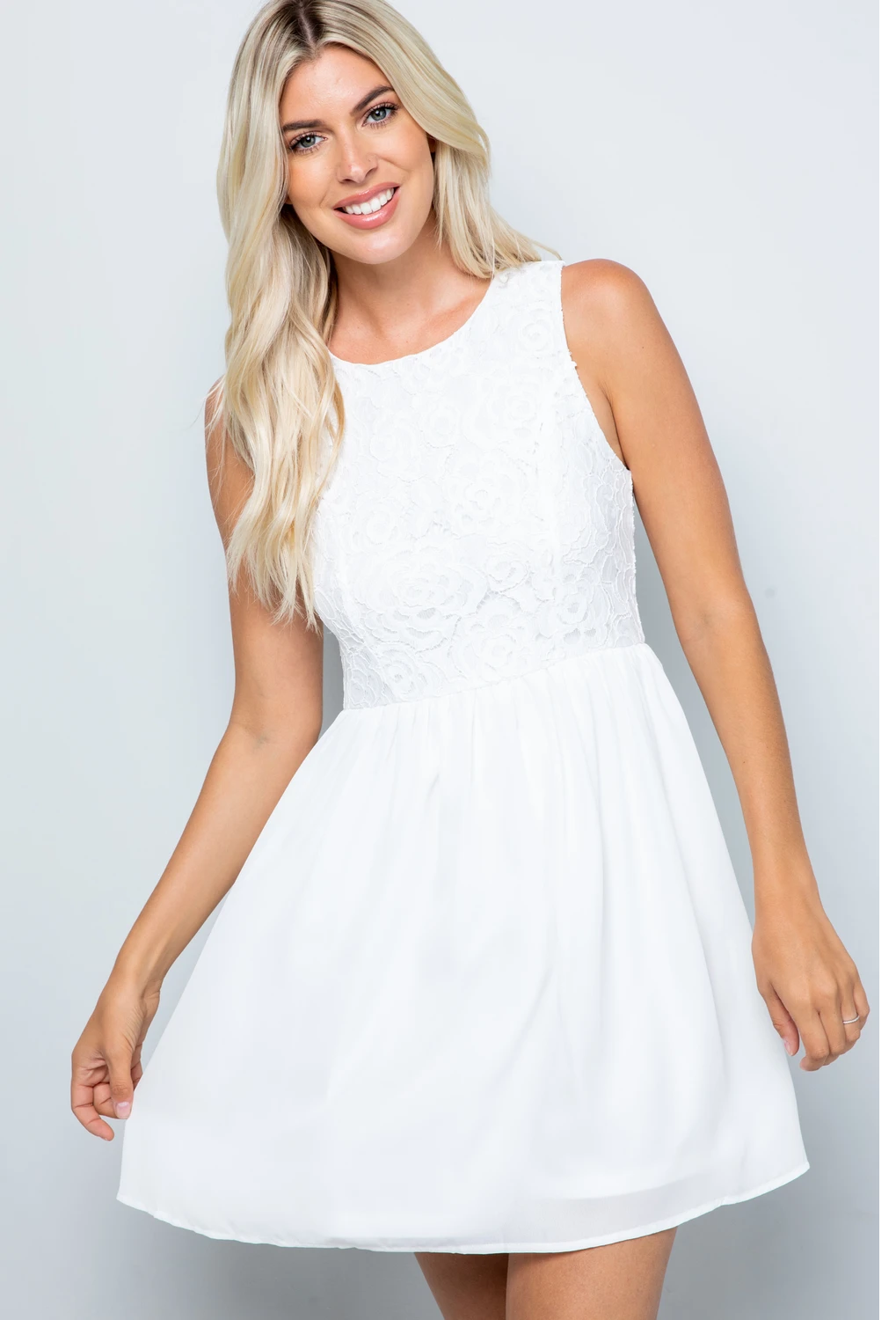 NWT Francesca’s Collections White Lace/White Dress - Size Large