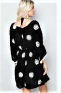 Everleigh Black Cream Dress. - Size L